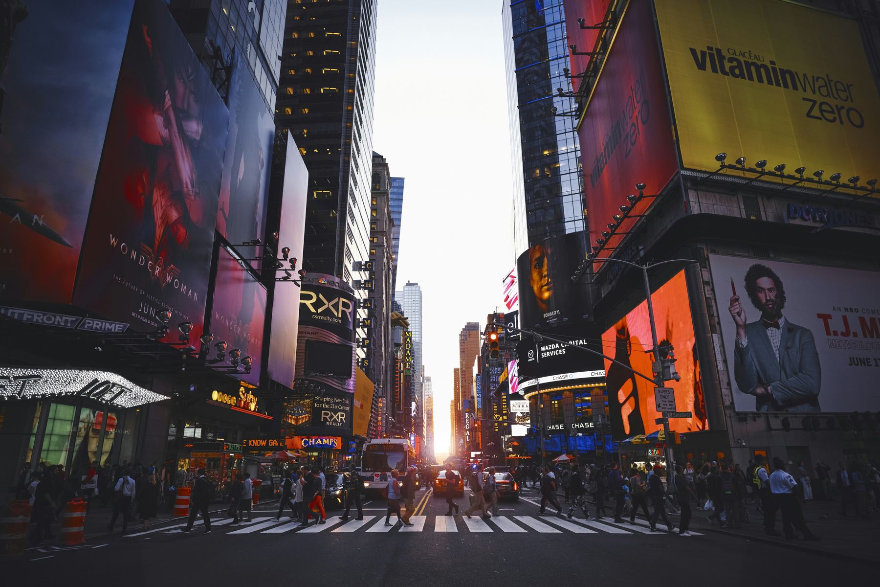 New York City parapets and exterior walls subject to Local Law 126 observation
